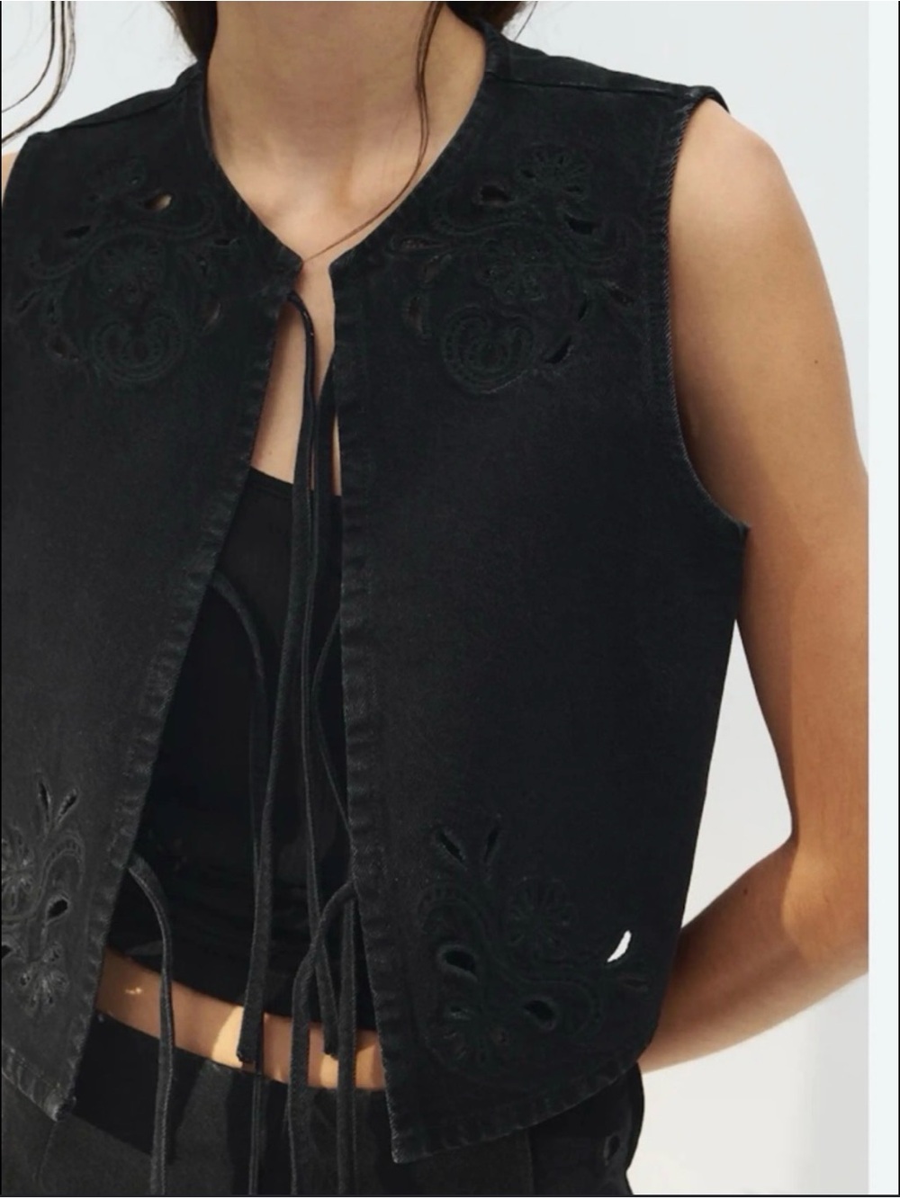 H&M Top - Picture 2 of 3